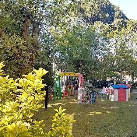 Rita Hotel